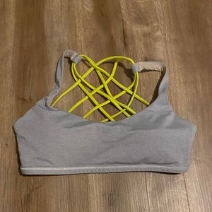 Lululemon free to be wild bra size 8